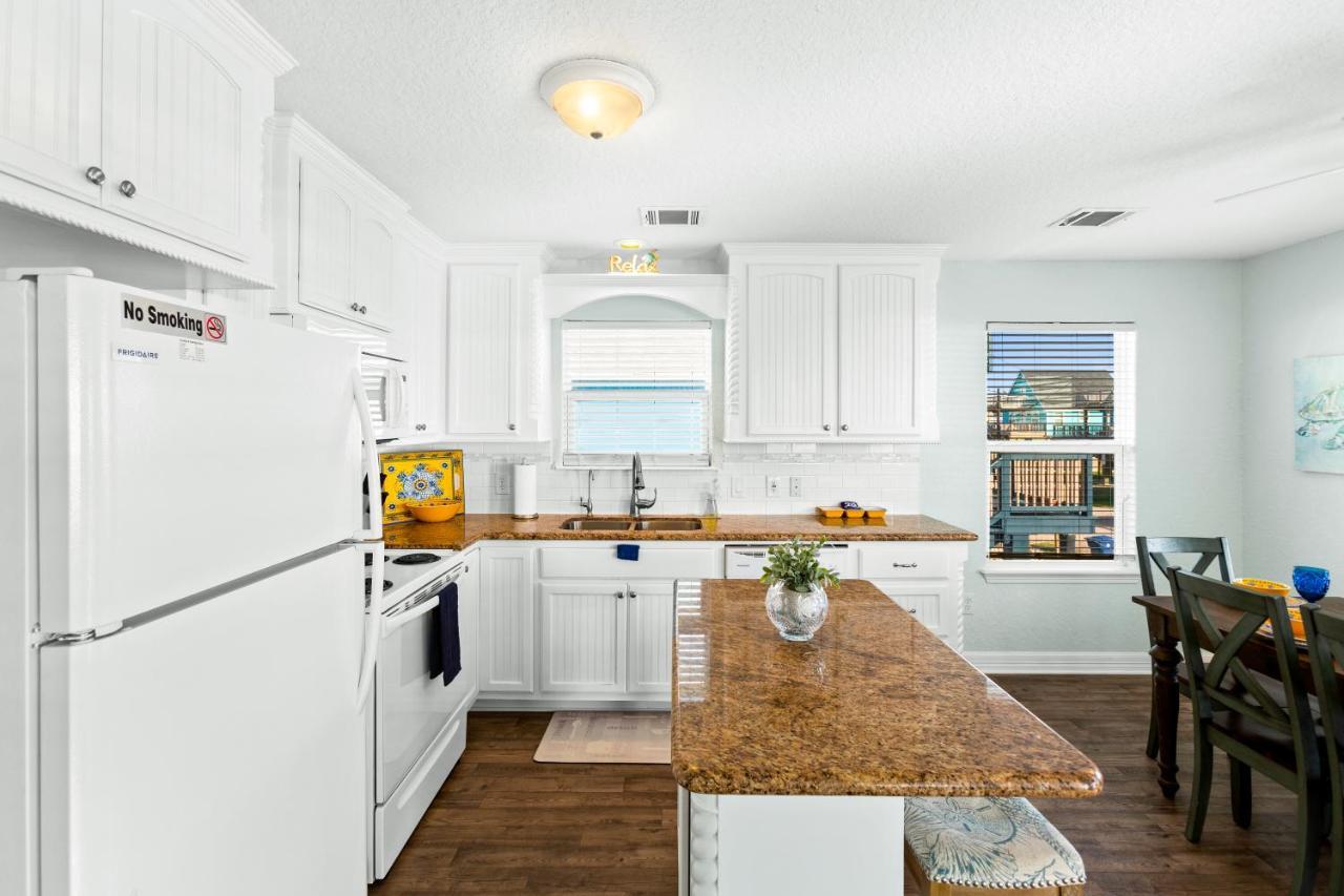 Walk To Beach, Sunset Bay Views, Pet Friendly - Sea Me Relaxin Surfside Beach Exteriör bild